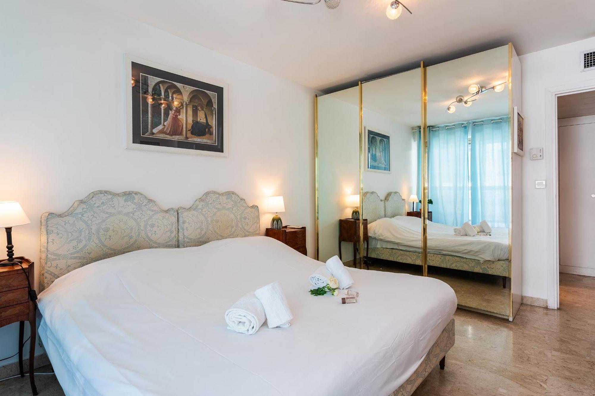 Massenet View Ap4168 Nice, By Riviera Homes * Nizza